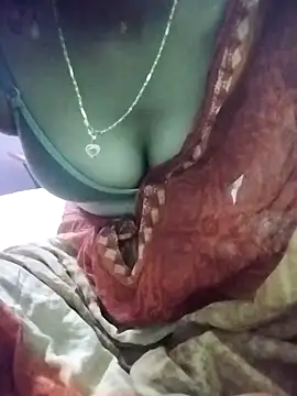 aadhini01 online show from January 31, 5:10 pm