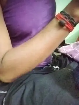 aadhini01 online show from March 8, 8:55 am