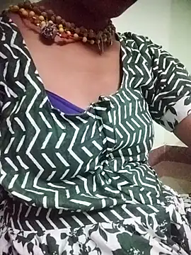 aadhini01 online show from October 6, 10:10 pm