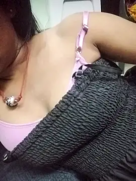 aadhini01 online show from October 31, 6:59 pm