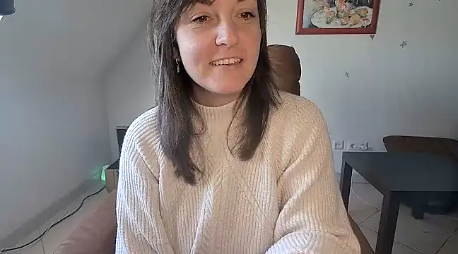 stunning Rosi online show from March 5, 7:49 am