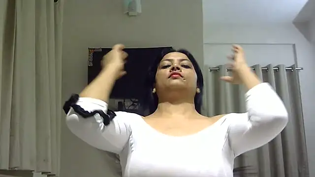 tripti2 online show from July 19, 4:37 pm