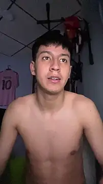 Stiven 017 online show from February 20, 4:53 am