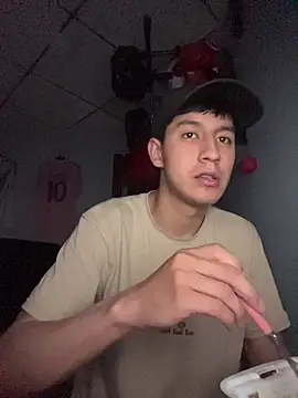 Stiven 017 online show from January 18, 12:36 am