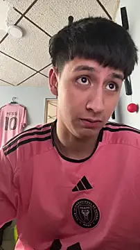 Stiven 017 online show from January 31, 9:13 pm