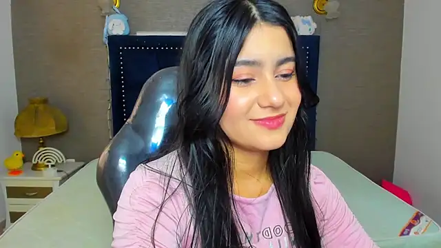 MaiteFlores online show from May 21, 2:14 pm