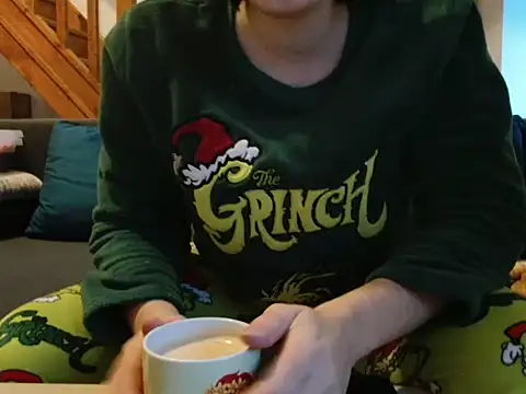 Snapshot of Lauzo21 chatting on November 26, 6:57 am Lauzo21 online show from November 26, 6:57 am