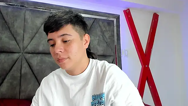 AbbySmiitth  online show from March 11, 5:40 pm