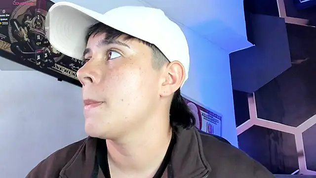 AbbySmiitth  online show from November 12, 7:29 pm