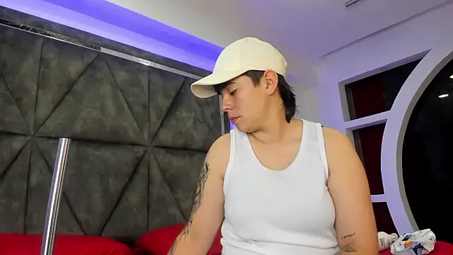 AbbySmiitth  online show from February 21, 1:46 pm