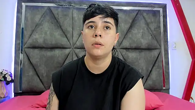 AbbySmiitth  online show from April 14, 10:15 pm