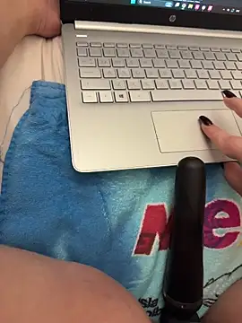 yourcutesarah online show from December 19, 11:23 am