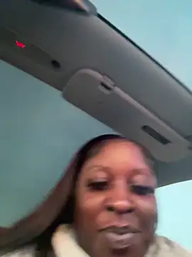 Snapshot of Insultedbalceni chatting on February 26, 1:38 am Insultedbalceni online show from February 26, 1:38 am