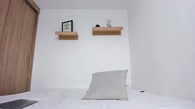 serge 7 online show from April 10, 6:59 pm