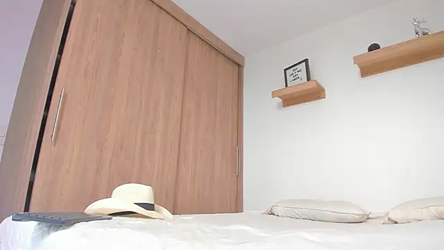 serge 7 online show from February 20, 1:13 pm