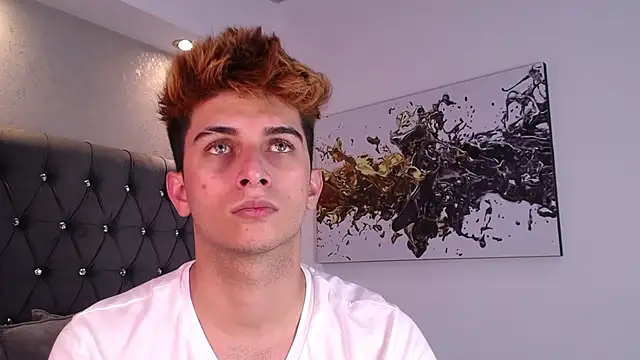 Snapshot of MrWilliseo chatting on December 3, 7:02 pm MrWilliseo online show from December 3, 7:02 pm