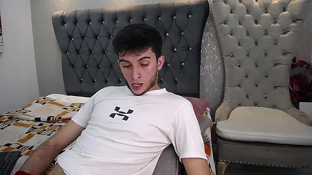 Snapshot of MrWilliseo chatting on March 15, 10:55 pm MrWilliseo online show from March 15, 10:55 pm