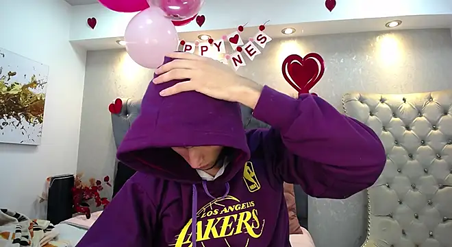 Snapshot of MrWilliseo chatting on February 15, 8:12 pm MrWilliseo online show from February 15, 8:12 pm