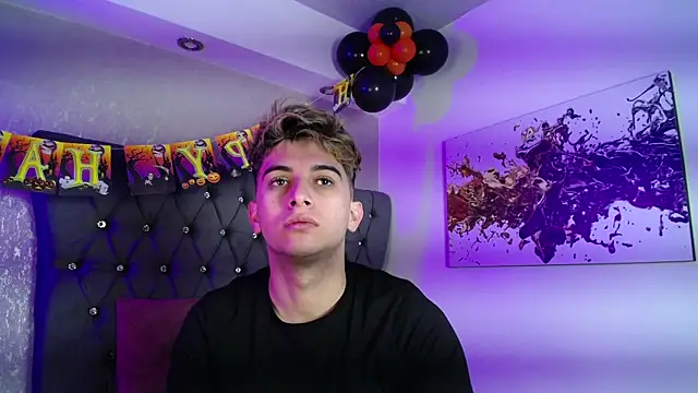 Snapshot of MrWilliseo chatting on October 16, 1:30 pm MrWilliseo online show from October 16, 1:30 pm