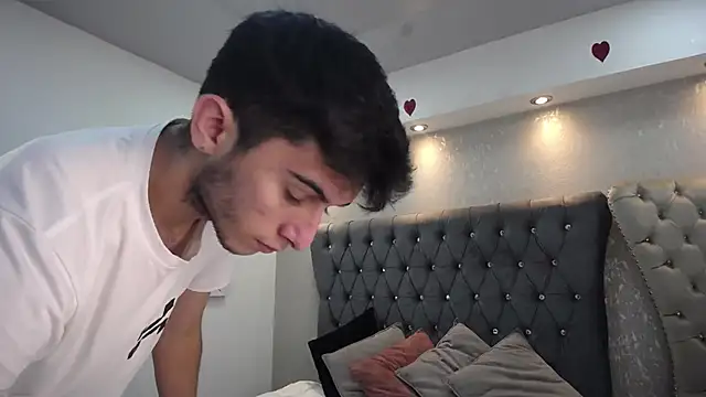 Snapshot of MrWilliseo chatting on March 15, 7:48 pm MrWilliseo online show from March 15, 7:48 pm