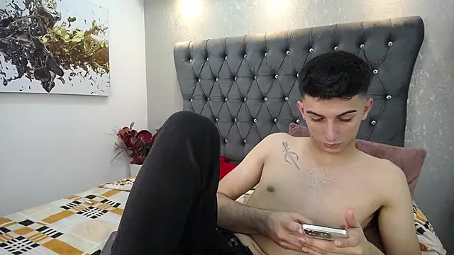 Snapshot of MrWilliseo chatting on February 22, 1:33 am MrWilliseo online show from February 22, 1:33 am