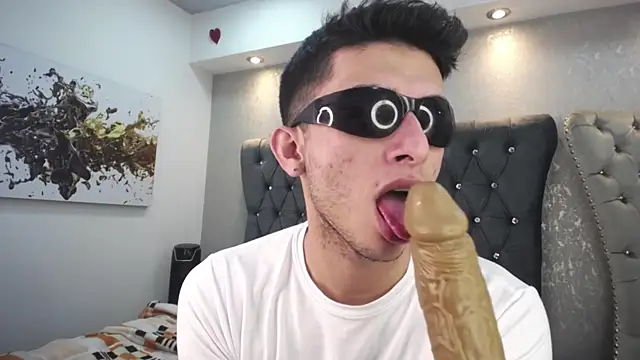 Snapshot of MrWilliseo chatting on March 3, 10:31 pm MrWilliseo online show from March 3, 10:31 pm