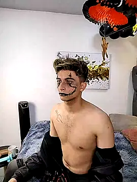 Snapshot of MrWilliseo chatting on October 31, 10:05 pm MrWilliseo online show from October 31, 10:05 pm