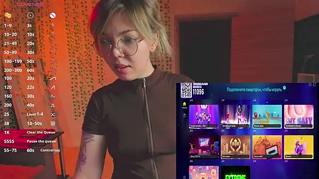 whoa-hoa-hoa-hoa-hoa online show from March 24, 6:52 pm