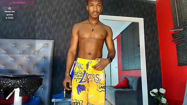 Snapshot of KENDER21_ chatting on September 30, 8:26 pm KENDER21 online show from September 30, 8:26 pm