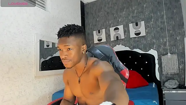 Snapshot of KENDER21_ chatting on October 28, 8:30 pm KENDER21 online show from October 28, 8:30 pm