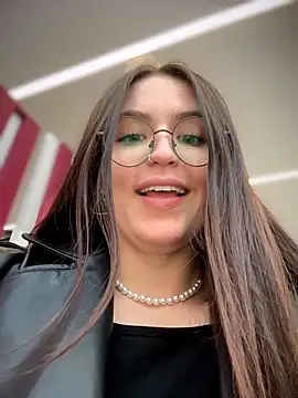 meow girl online show from March 26, 10:35 am