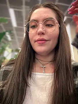 meow girl online show from September 14, 1:00 pm