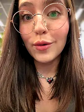 meow girl online show from October 20, 10:38 am