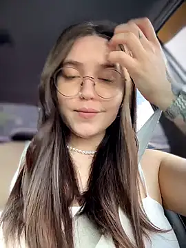 meow girl online show from June 6, 11:37 am