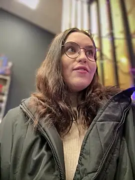 meow girl online show from January 17, 9:13 am