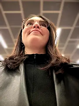 meow girl online show from October 2, 3:37 pm