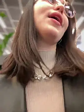 meow girl online show from October 21, 10:58 am