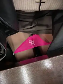 meow girl online show from October 30, 8:12 am