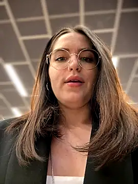 meow girl online show from October 10, 11:00 am