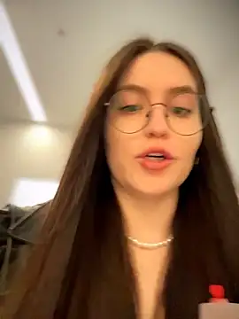 meow girl online show from March 31, 10:50 am