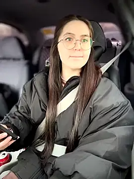 meow girl online show from March 12, 2:10 pm