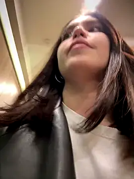 meow girl online show from October 3, 2:29 pm