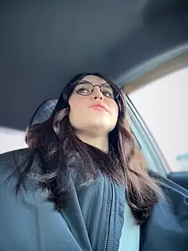 meow girl online show from February 5, 10:00 am