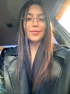 meow girl online show from April 10, 10:55 am