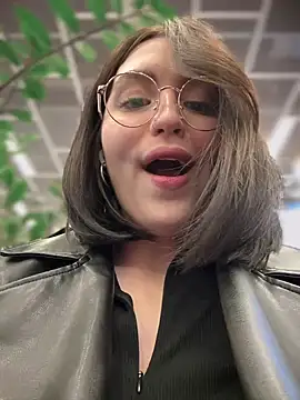 meow girl online show from March 16, 10:55 am