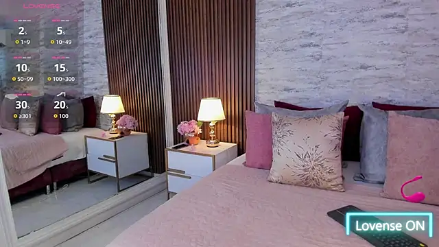 MadisonHunter2024 online show from November 10, 7:41 pm