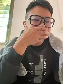 lixiaoshuai8 online show from January 19, 4:38 am