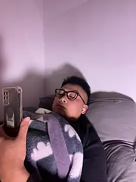 lixiaoshuai8 online show from January 9, 3:30 pm