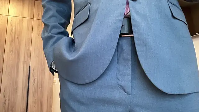 cute mark online show from March 4, 5:59 am