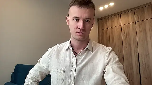 cute mark online show from April 4, 10:11 am